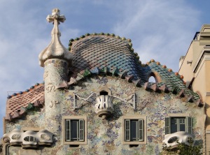 Tejado casa Batlló, Gaudí, modernismo ondulante